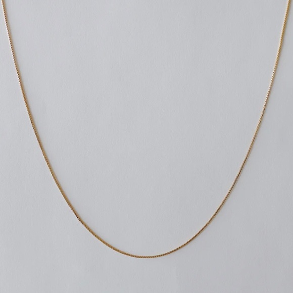 Box Chain Necklace - Picture 3 of 5